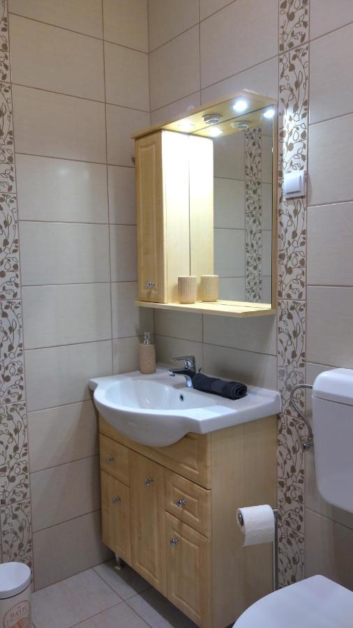Ferenc Vendeghaz Hotel Тихани Екстериор снимка
